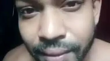 Handsome Desi stud makes verification XXX video for his gay lovers