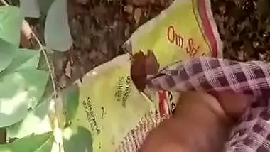 Cute Desi girl OutDoor Fucking With Lover Caught