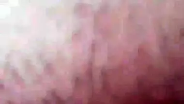 College babe fucked by her classmate in car for money