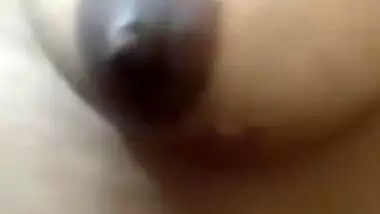 Today Exclusive- Horny Bhabhi Showing Her Boobs And Pussy