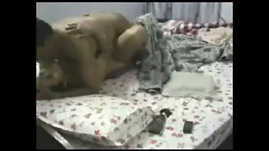 Mature Indiansex video hot bhabhi with hubby’s friend