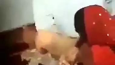 Pakistani sex MMS of a Maulana fucking his maid secretly