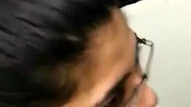 Sexy NRI Paki Girl Blowjob 2 Clips Part 1