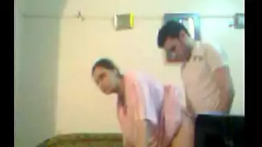 Pakistani mature Muslim wife doggy style home sex with lover