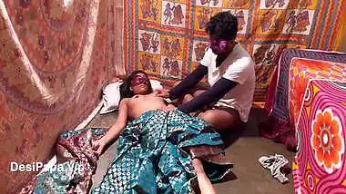 Horny Hot Desi Bhabhi Has Hardcore Sex At Midnight Please Cum Inside My Indian Pussy