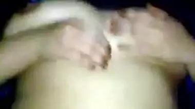 Beautiful paki bhabi show her big boob and pussy