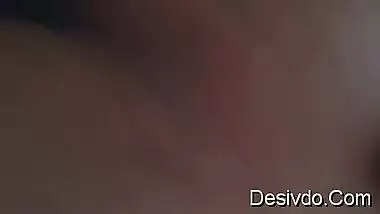 Indian Naked delhi wife give handjob