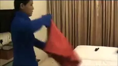 Swollen pussy lips moaning loudly in pleasure...