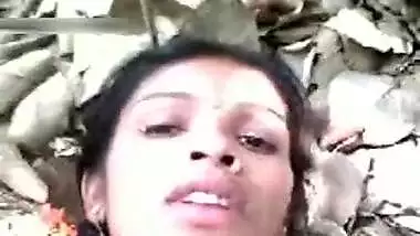 Sexy Telugu Bhabhi Banged In Forest Stripping Saree