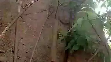 The guy enjoys desi outdoor sex with a married lady