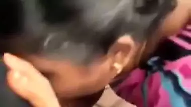 Tamil aunty lifts blouse and shows boobs before blowjob