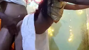 Sweet big ass Bhabhi sex with hubby on cam