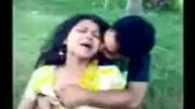 Bengali college lovers outdoor sex
