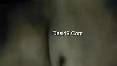 Kinky sex video of slim Indian teen who pisses and washes XXX cunny