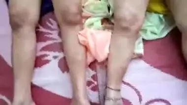 Desi lesbo bhabhis new clip