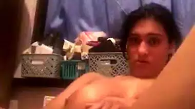 Nude MMS of a horny girl fucking her pussy with a dildo