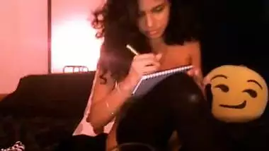 Pune College Teen Girlfriend Exposes Sexy Naked Body