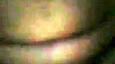 Big boobs desi girlfriend saying niche chodho