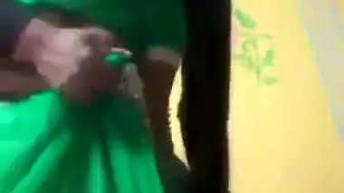 Girlfriend in saree lets boyfriend press her big boobs