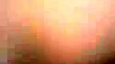 Hot looking Desi wife sex with her boyfriend got exposed