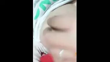 Kashmiri sex video of a hot teen girl