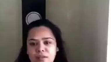Gorgeous Desi aunty with huge XXX breasts fools around in bathroom