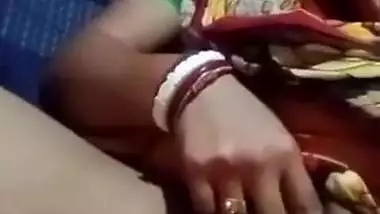 Unsatisfied Boudi Fingering