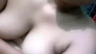Bangla girl nude MMS video looks hot enough