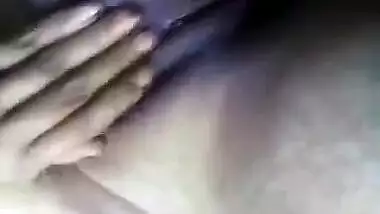 Busty Bengali Bhabhi Showing Her Nude Sexy Pussy