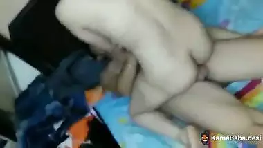 Cuckold desi porn of a sexy girl fucking with her classmates