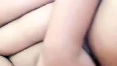 Hot Indian Girl Blowjob And Bathing Part 2