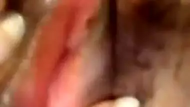 Cute Indian XXX teen showing her sweet boobs and pussy on cam