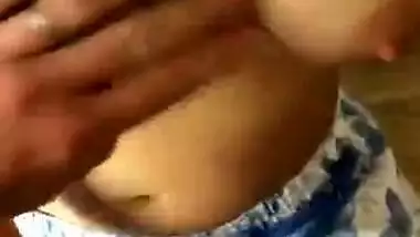 Desi girl giving handjob to boyfriend outdoor
