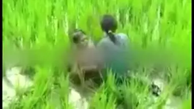 Lovers caught fooling around outdoor by river in hot Desi mms clip