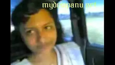 Mumbai maid with her boss in running car